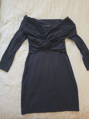 Abercrombie & Fitch Black Long-Sleeve Twist Front Dress